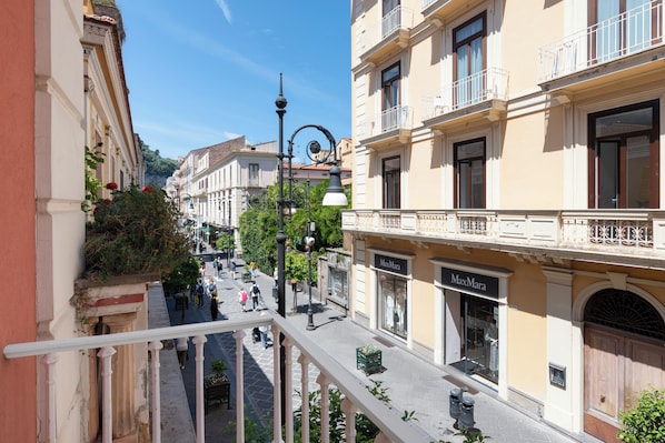 Deluxe Double or Twin Room | Terrace/patio - Palazzo Tasso (Sorrento)