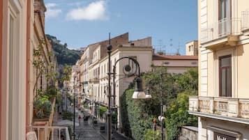 Deluxe-Doppel- oder -Zweibettzimmer | Terrasse/Patio