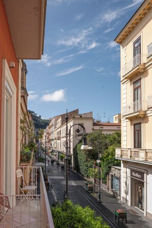 Habitación Deluxe con 1 cama matrimonial o 2 individuales | Terraza o patio