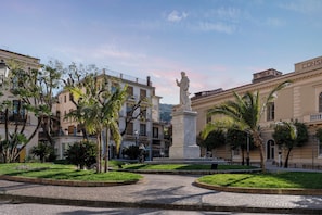 Exterior - Palazzo Tasso (Sorrento)