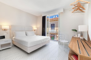 Deluxe Double or Twin Room | Premium bedding, in-room safe, desk, soundproofing - Palazzo Tasso (Sorrento)