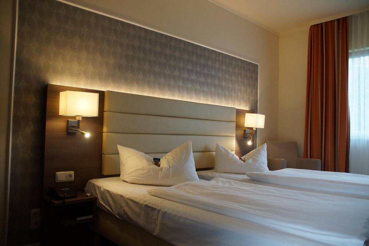 1 bedroom, minibar, individually furnished, desk