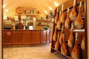 Unclassified image, 4 of 31, button - Hotel Willy (Gemona del Friuli)