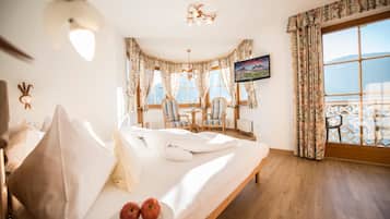 Superior Double Room | Premium bedding, Select Comfort beds, in-room safe, desk