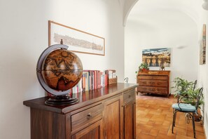 Hallway - Domus Quiritum (Rome)