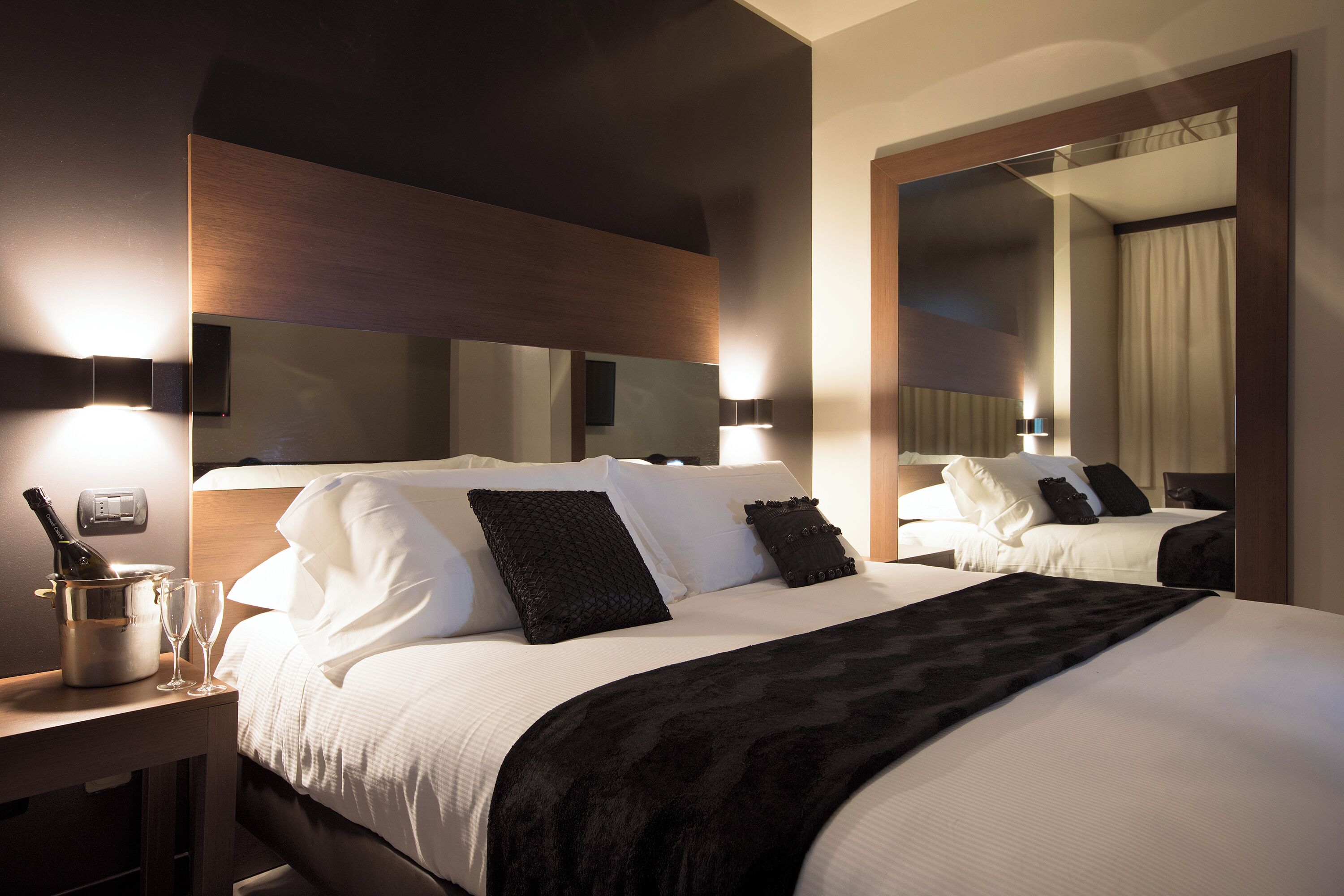 Photo - Smart Hotel King, by R Collection Hotels