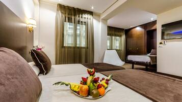 Két bảo mật tại phòng, bàn, màn/rèm cản sáng, phòng cách âm