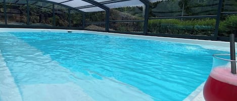 Innenpool, AuĂenpool, LiegestĂŒhle