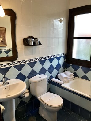 Deep-soaking bathtub, free toiletries, hair dryer, bidet