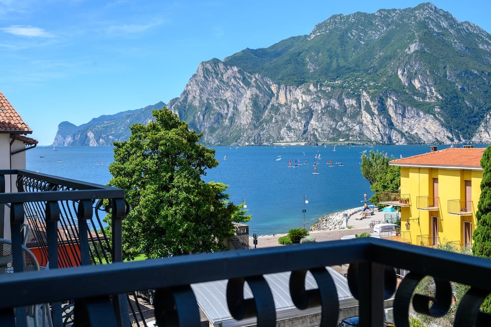 Hotel Benaco