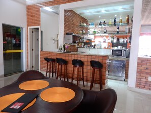 Bar (on property) - Hotel Bruggemann (Florianópolis)