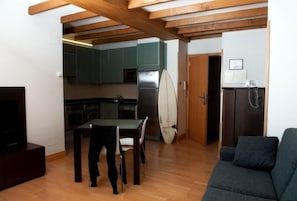Studio (2 people) | Eigene Küche | Großer Kühlschrank, Mikrowelle, Herdplatte, Geschirrspüler