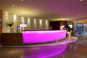 Check-in/check-out kiosk - Novotel Suites Riyadh Olaya (Riyadh)