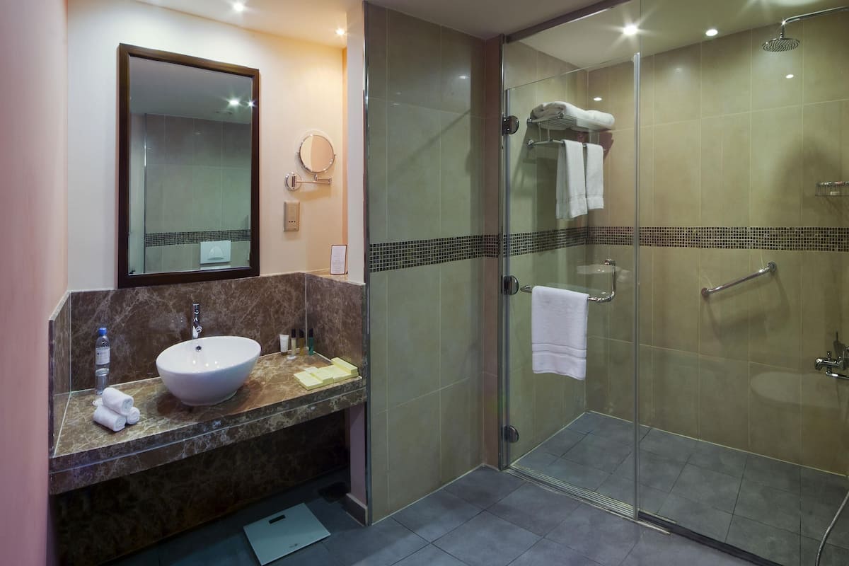1 quarto, roupas de cama premium, frigobar, cofres nos quartos