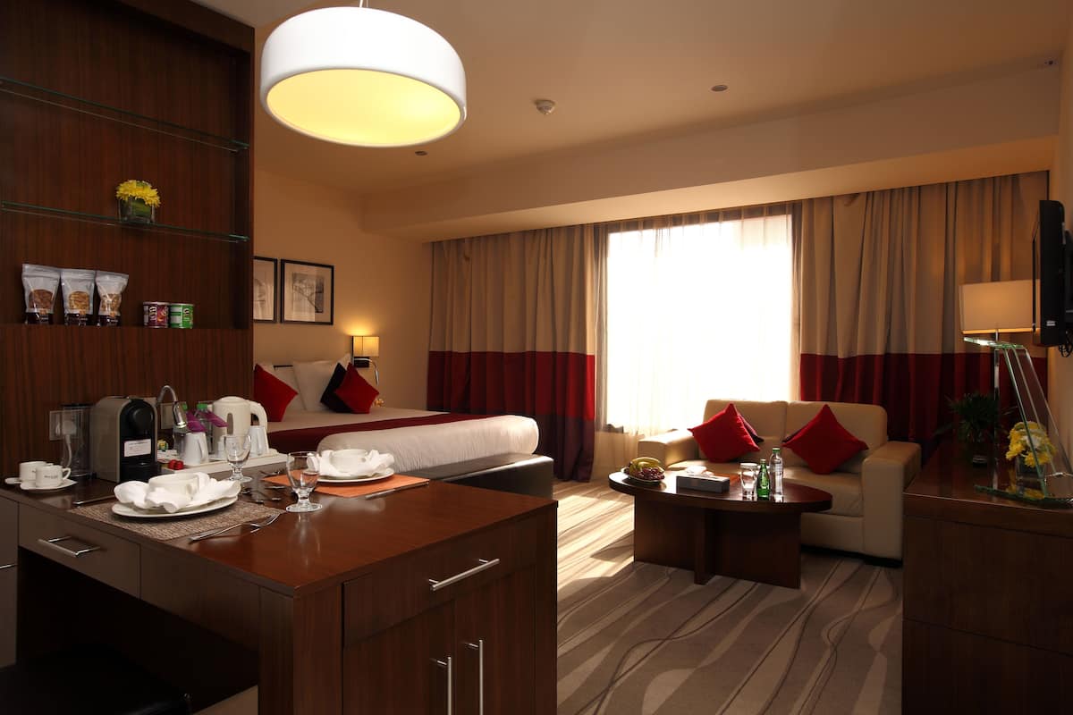 Premium bedding, minibar, in-room safe, individually furnished