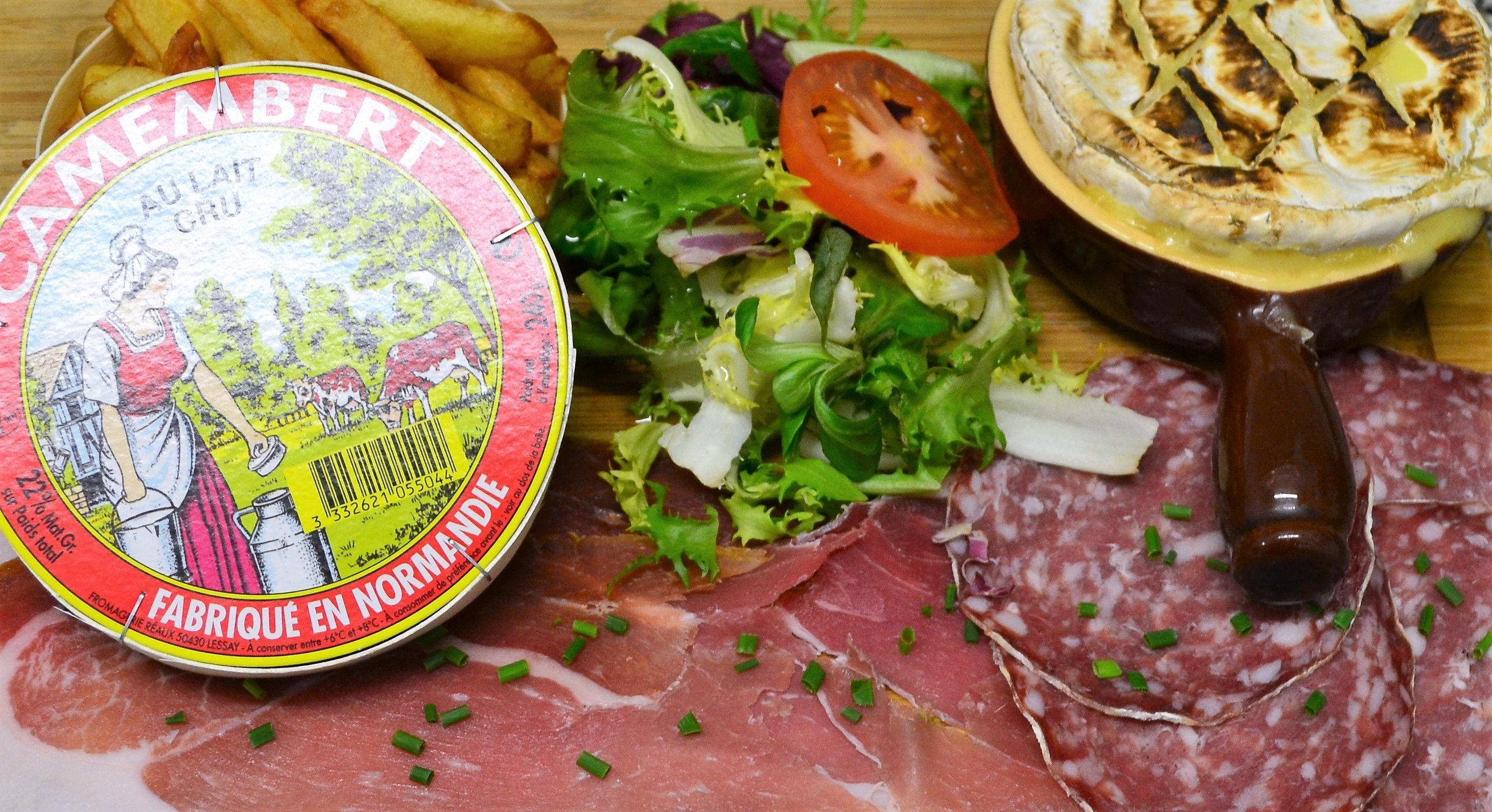 breakfast, lunch, dinner served; french cuisine, al fresco dining