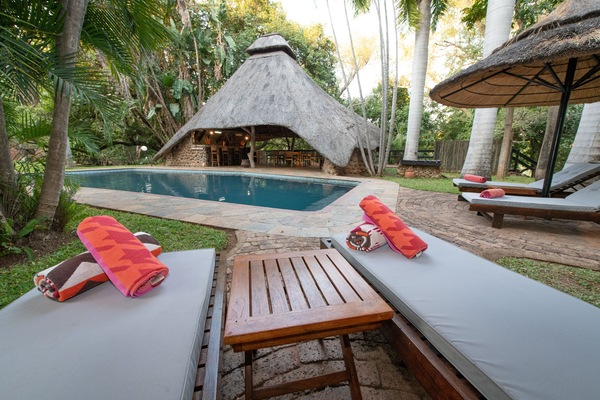 3 outdoor pools, sun loungers