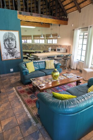 Family Cottage, 2 Bedrooms (Owl House) | Memory foam beds, in-room safe, individually decorated - Blyde River Wilderness Lodge (Hoedspruit)