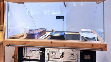 Colazione a buffet a pagamento, servita tutte le mattine