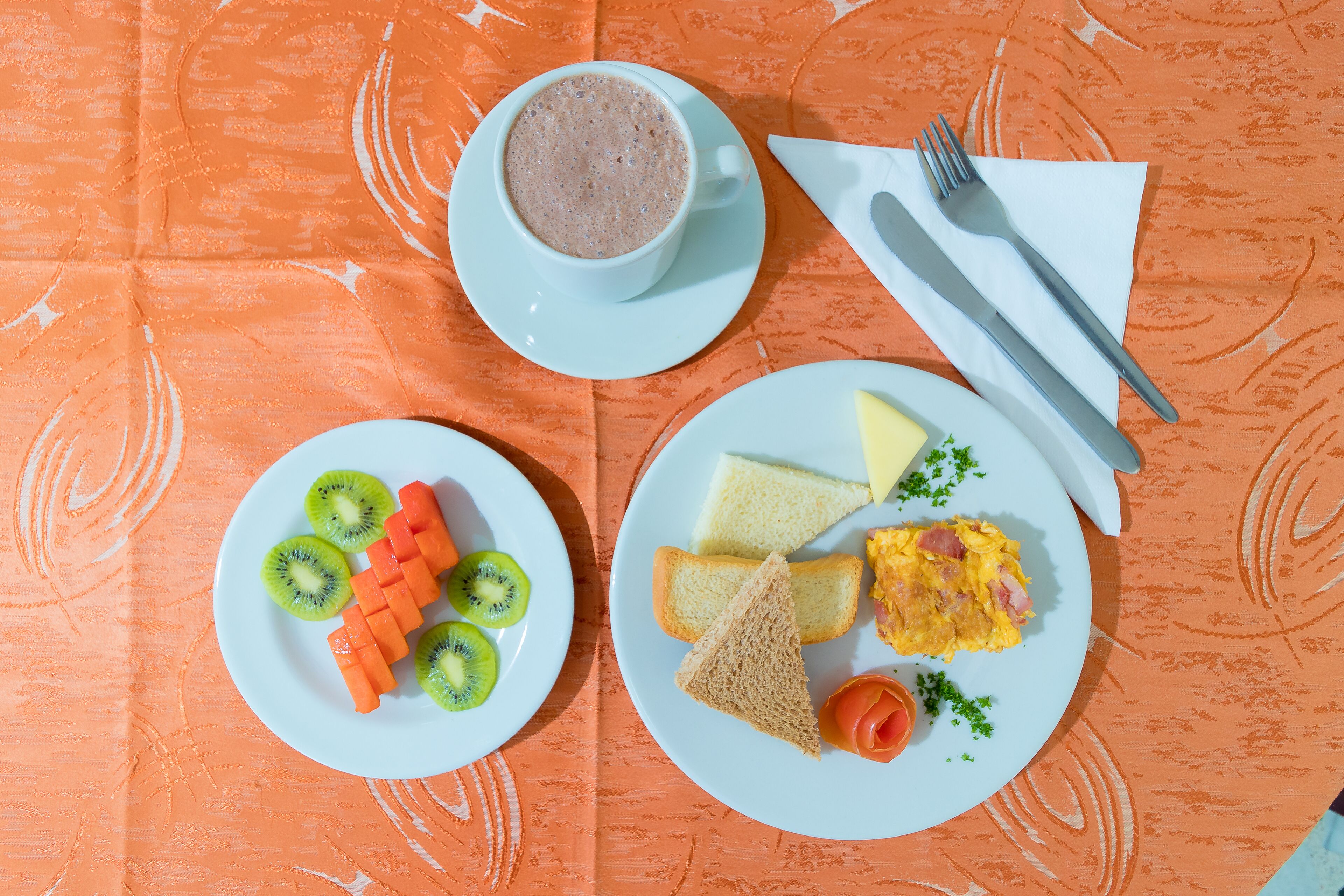 free daily continental breakfast