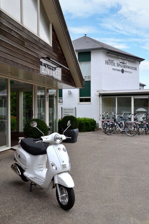 Front of property - Fletcher Hotel Restaurant Spaarnwoude (Velsen-Zuid)