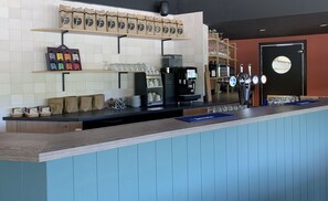 Bar (on property) - Fletcher Hotel Restaurant Spaarnwoude (Velsen-Zuid)