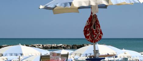 Private beach nearby, sun loungers, beach umbrellas