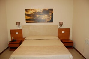 خزنة داخل الغرفة وأسرّة أطفال/رضّع وواي فاي مجانًا