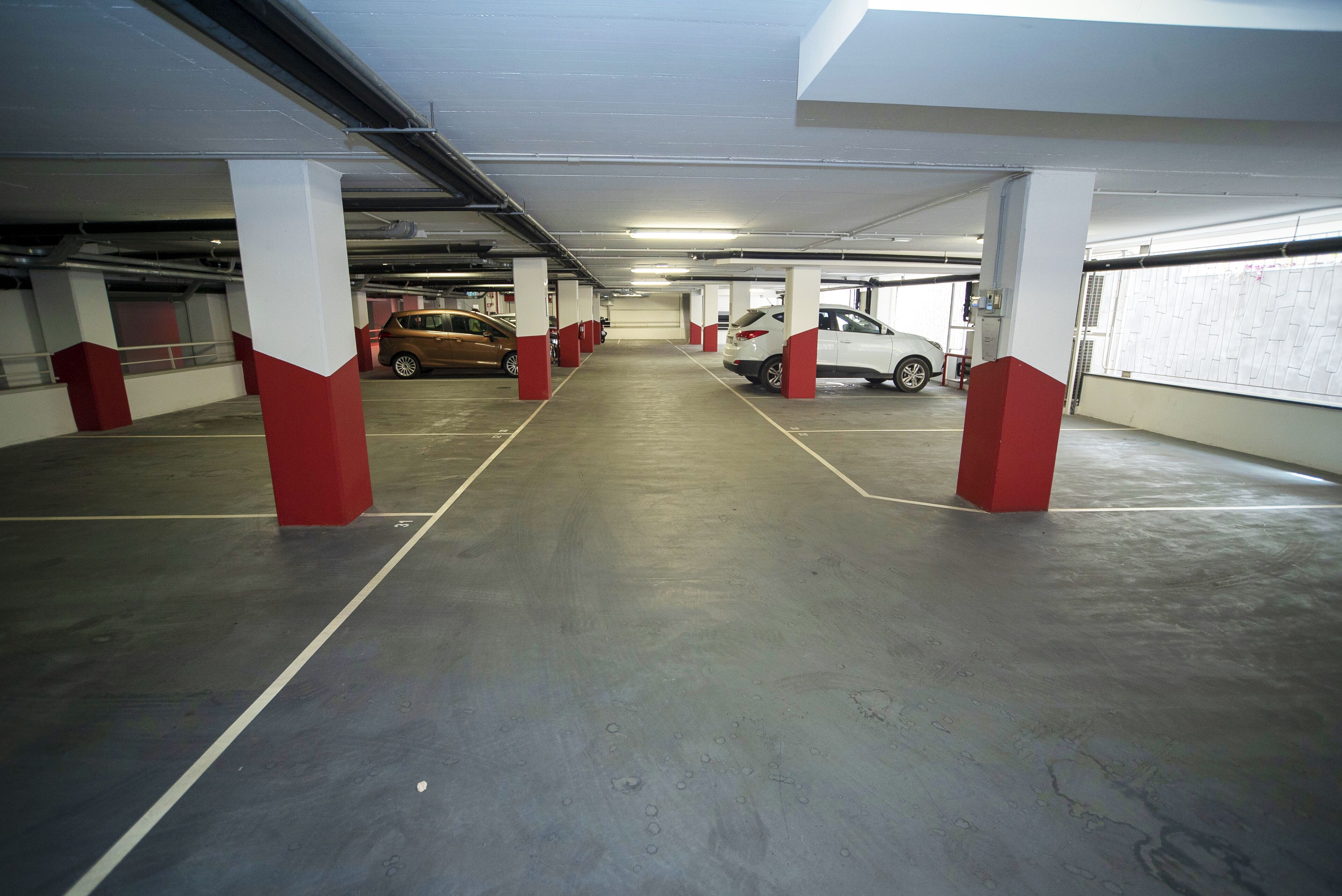 self-parking (surcharge) 10.00 per day