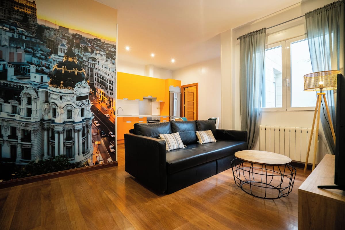 Apartment, 1 Bedroom (4 pax) | Living area | 47-inch TV with cable channels