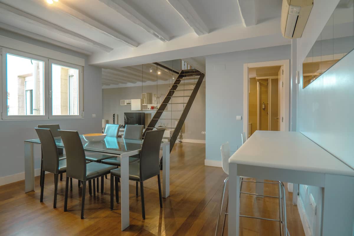 Duplex, 2 Bedrooms, 2 Bathrooms (6 pax) | Living area | 47-inch TV with cable channels