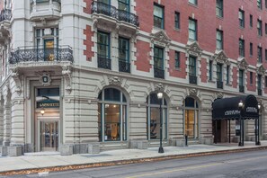 Exterior - Hotel at the Lafayette Trademark Collection by Wyndham (Buffalo)