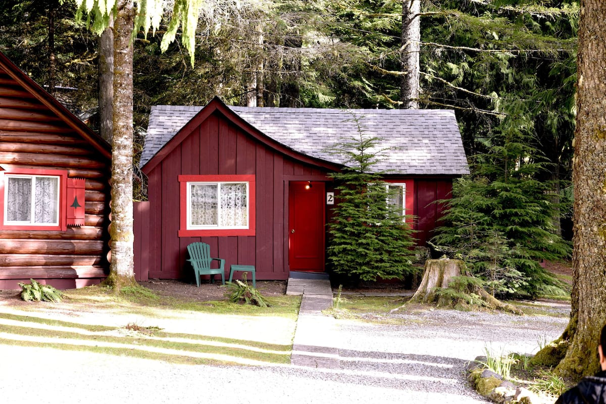 Cottage | Individually decorated, individually furnished, soundproofing