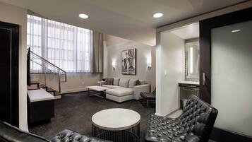 Hochwertige Bettwaren, Pillowtop-Betten, Minibar, Zimmersafe