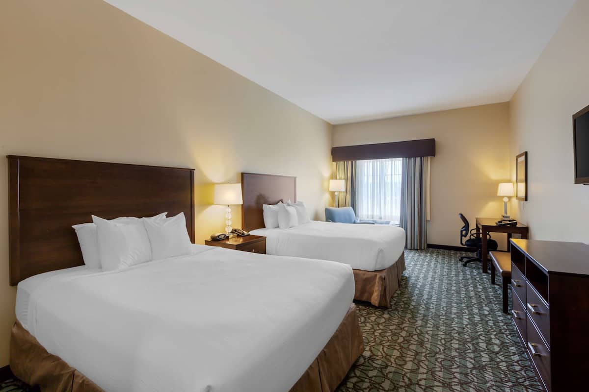 Standard Room, 2 Queen Beds, Non Smoking, Refrigerator & Microwave (Pet Friendly) | Egyptian cotton sheets, premium bedding, pillow-top beds, desk