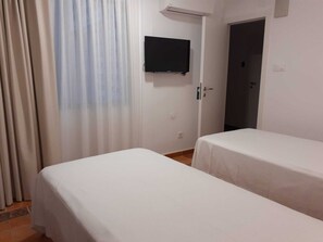 Double or Twin Room, Courtyard View, Courtyard Area (2 people) | Minibar, in-room safe, individually furnished, desk