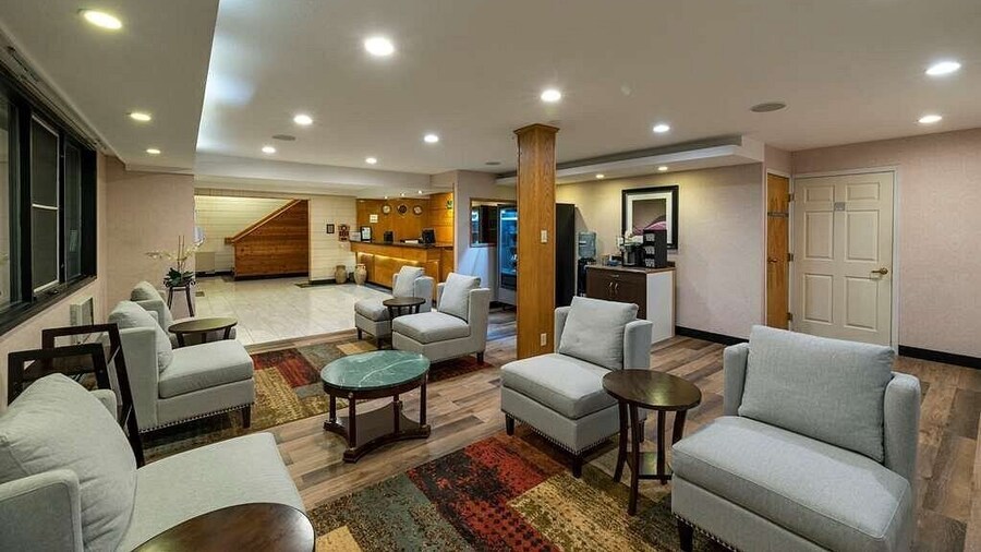 Prestige Riverside Lodge