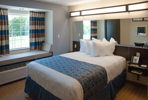 In-room safe, individually decorated, individually furnished, desk