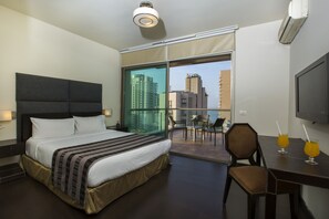 Junior Suite | City view - Orient Queen Homes (Beirut)