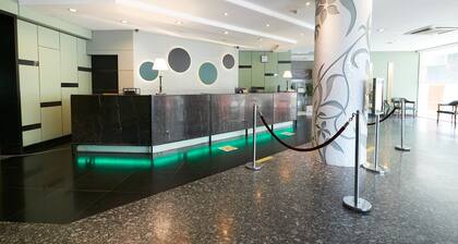 Grand Pacific Hotel PWTC