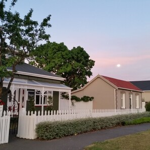 Bagian depan properti