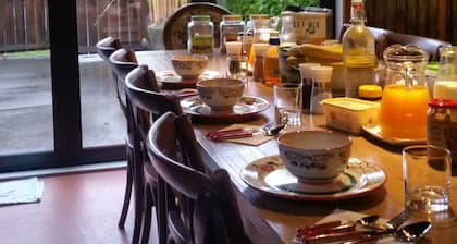 Designer Cottage B&B