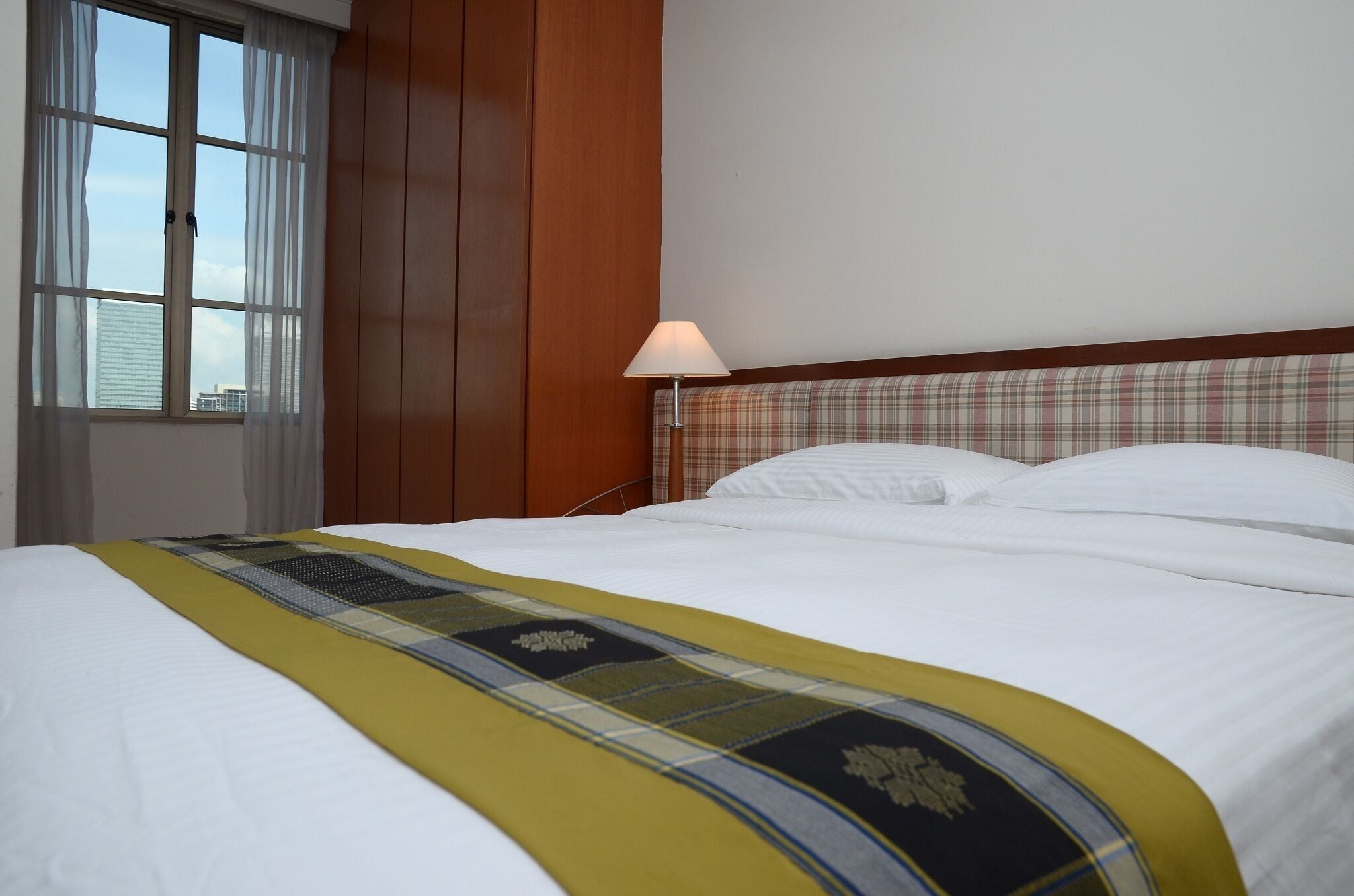 In-room safe, individually furnished, desk, laptop workspace