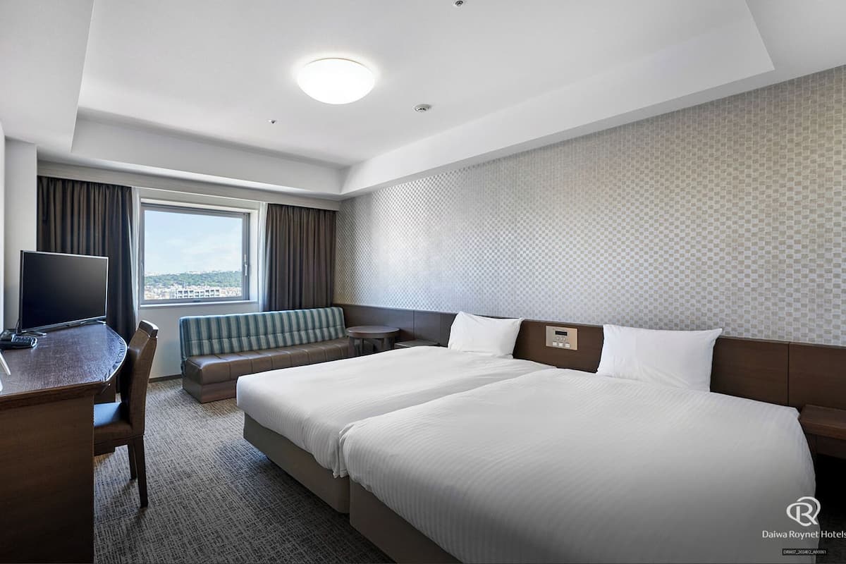 Down duvets, desk, blackout curtains, soundproofing