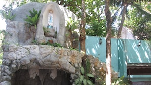 Property grounds - Grand Boracay Resort (Boracay Island)