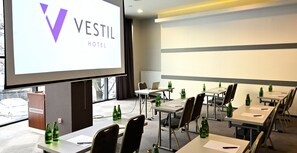 Business centre - Hotel Vestil (Piotrkow Trybunalski)