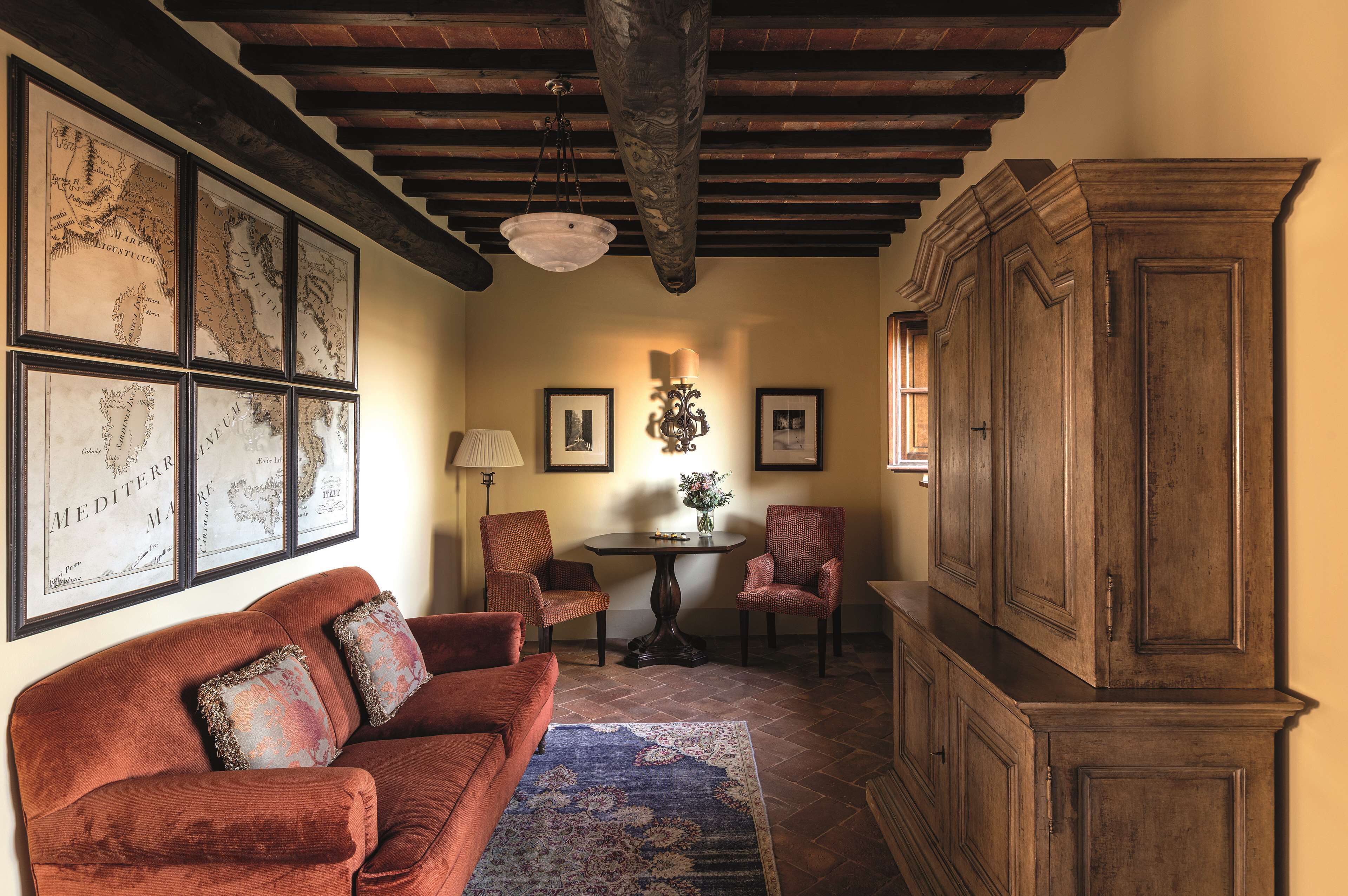 junior suite (deluxe) | frette italian sheets, premium bedding, down duvets, minibar