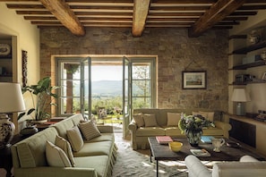 Villa (Usil) | Living area | 30-inch TV with satellite channels, iPod dock, pay films - Castello di Casole, A Belmond Hotel, Tuscany (Casole d'Elsa)