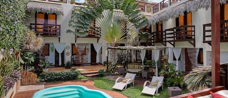 Outdoor pool, pool loungers