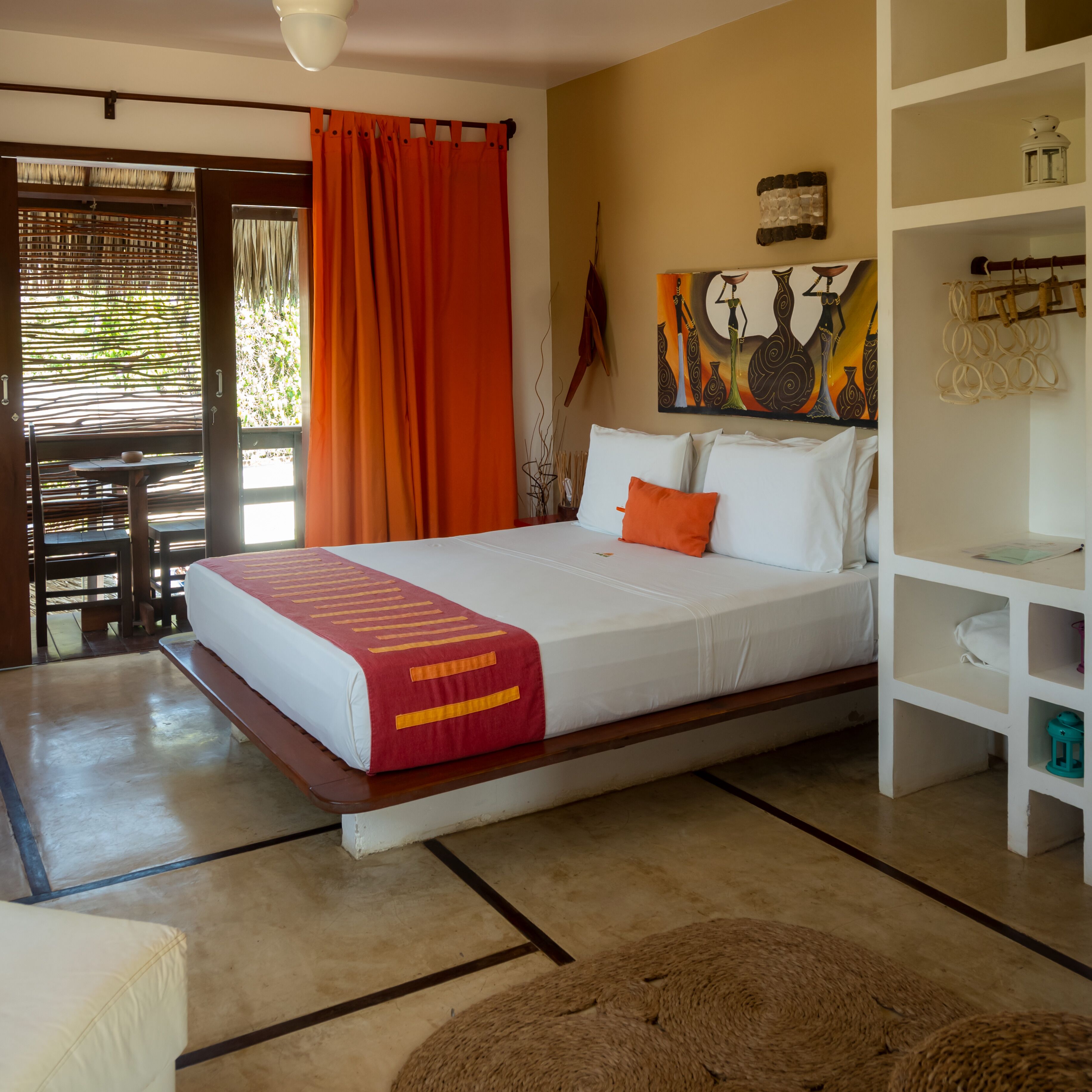 Quarto exclusivo, banheira de hidromassagem, vista para o mar | Frigobar, cofres nos quartos, cortinas blackout, Wi-Fi de cortesia